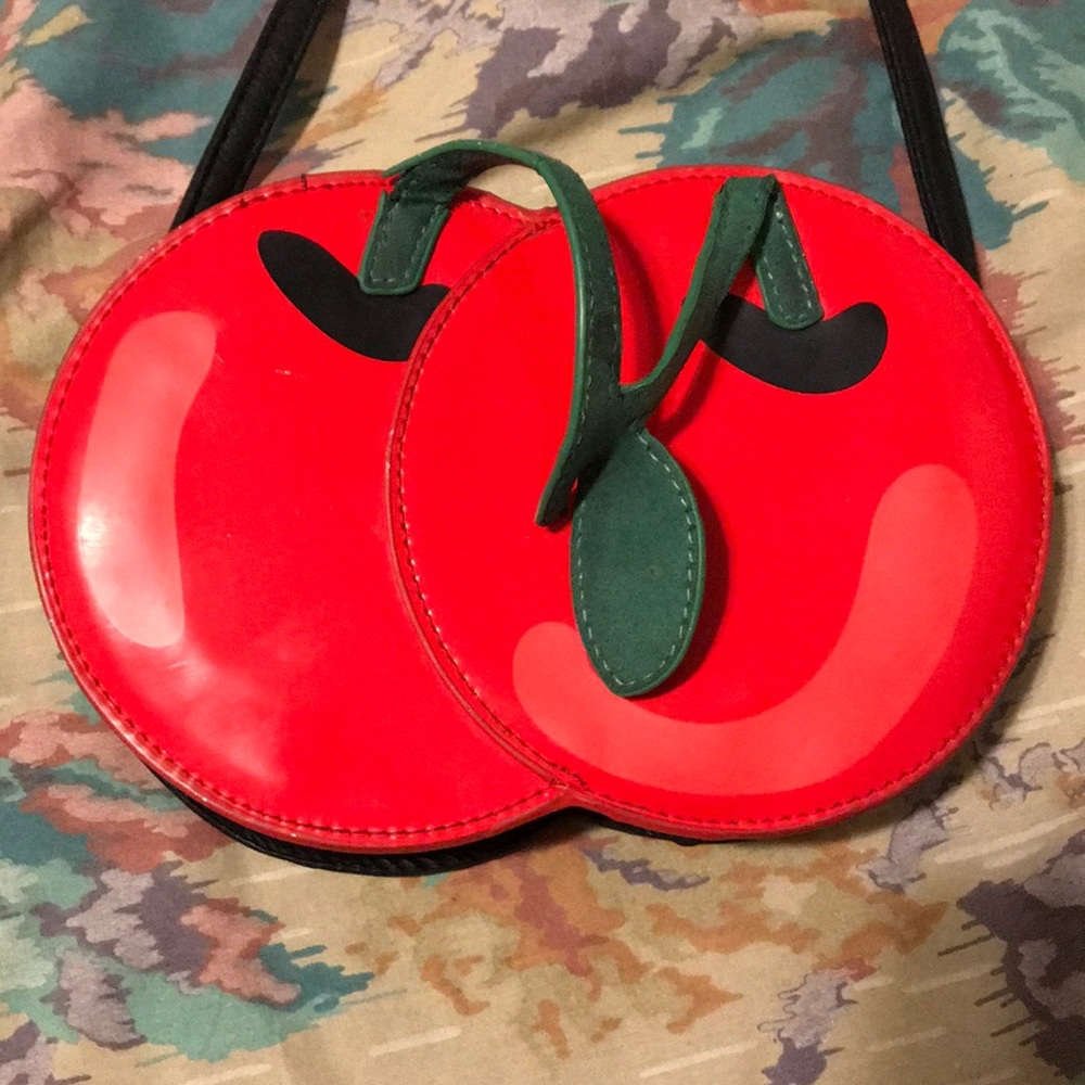 Cherry purse - Picture 3 of 5